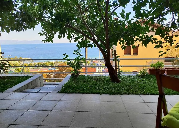 Litsa Apartman *